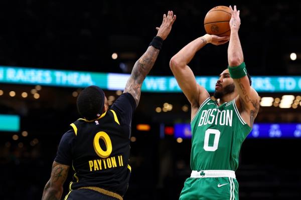 Jayson Tatum finished with 27 points in the Celtics 42-point win over the Warriors on Sunday. 