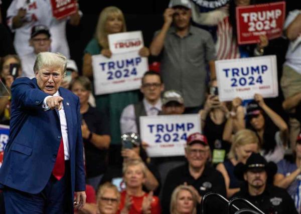 Do<em></em>nald Trump
