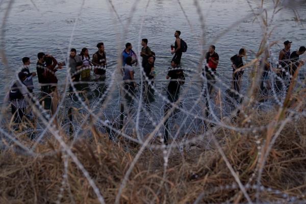 A divided Supreme Court on Tuesday, March 19, 2024, lifted a stay on a Texas law that gives police broad powers to arrest migrants suspected of crossing the border illegally, while a legal battle over immigration authority plays out.