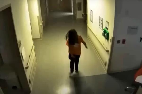 Trevizo running down the hallway.