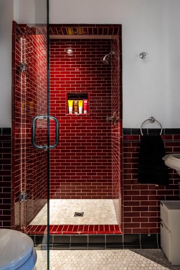 The primary ensuite bathroom. 