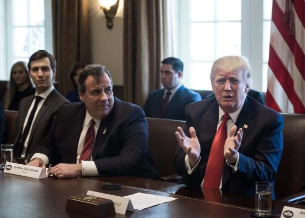 Chris Christie and Do<em></em>nald Trump