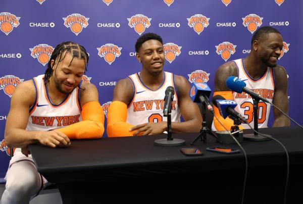 The Knicks plan to keep their core tight together while keeping their eyes on other big league names.