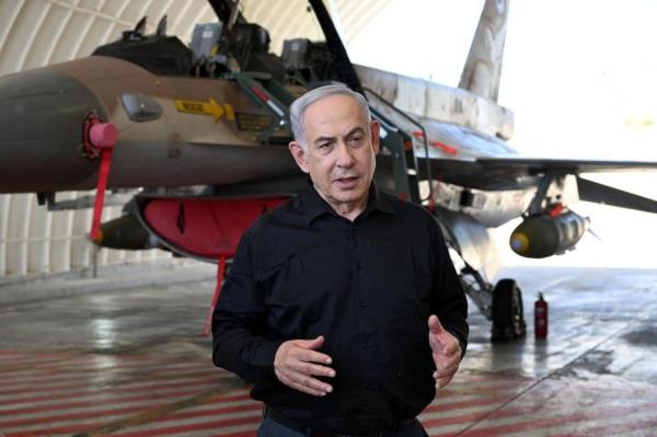 Israeli Prime Minister Benjamin Netanyahu visiting Ramat David Air Force ba<em></em>se, holding discussions with senior officers, August 21, 2024