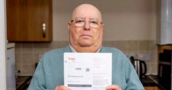 Dated: 12/10/2023 PENSIo<em></em>nER HIT WITH HUGE ?45K ENERGY BILL DESPITE LIVING IN ONE-BED FLAT Paul Lamb a pensio<em></em>ner was left stunned after he was hit with a whopping ?45k electricity bill despite living in a one-bed flat. Paul Lamb was sent the letter ordering he paid the huge fee following a year of issues with his meter which meant his recordings showed through-the-roof energy usage. The ex-military man said the meter in his one-bedroomed sheltered accommodation flat was clocking up 1kWh of electric every five minutes, in comparison to most homes which on average use 7.5kWh a day. See copy by North News