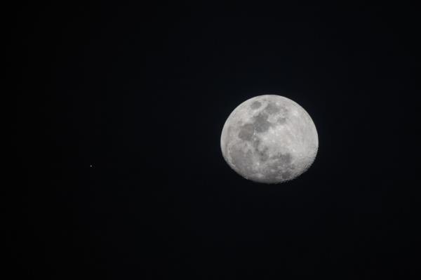 The Moon and Mars will appear just a short distance away from each other on Wednesday night.