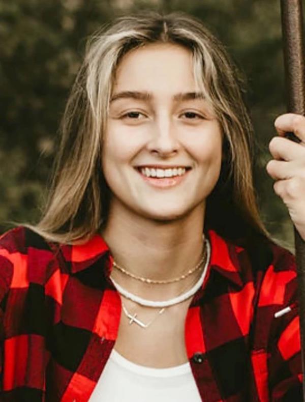 Alexa Bartell, 20, 
