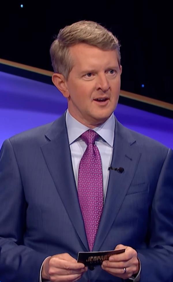 Ken Jennings on the set of 