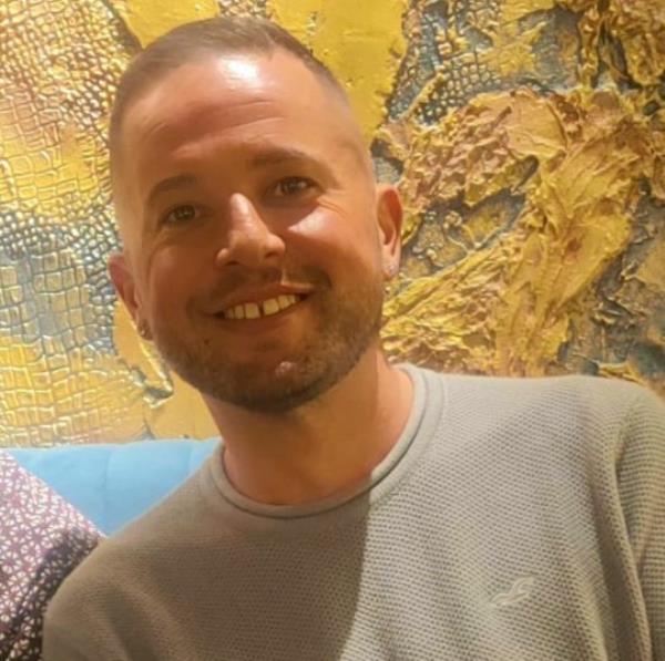 Darren says getting sober was hard work but the best thing he's ever done