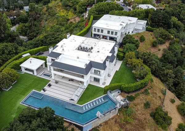 jennifer lopez and ben affleck's beverly hills mansion