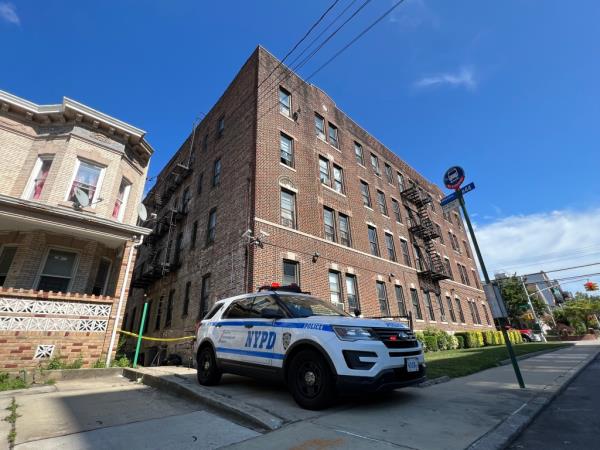 A little boy died Mo<em></em>nday after falling from a window in Brooklyn.