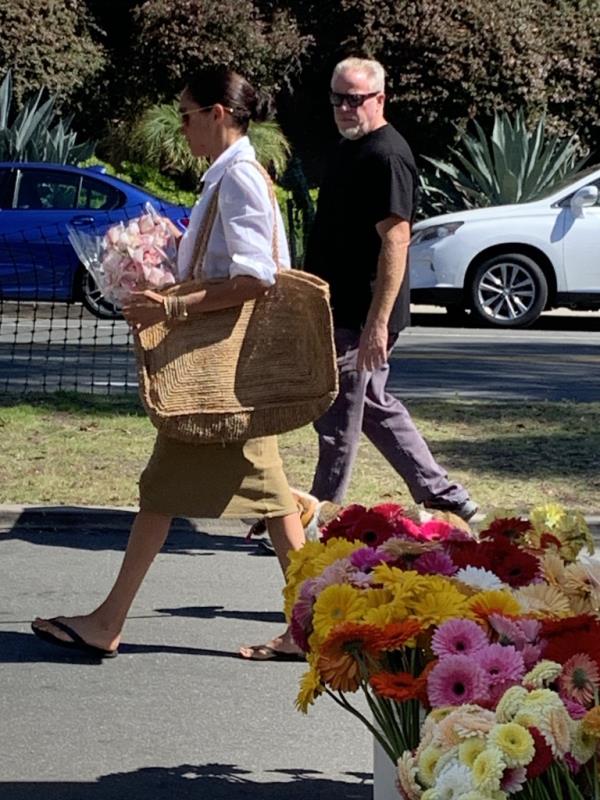 Meghan Markle takes her dog to the Farmer's Market in Montecito