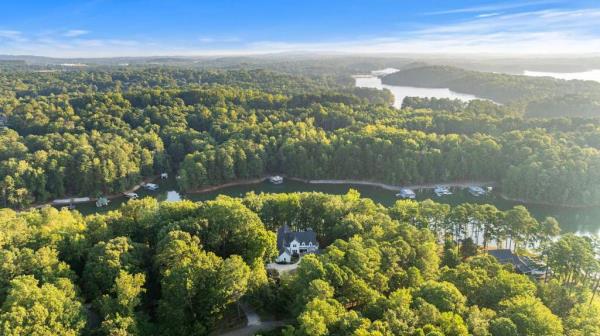 zac brown home