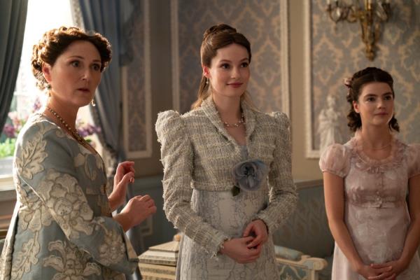 Ruth Gemmell as Lady Violet Bridgerton, Hannah Dodd as Francesca Bridgerton (in a recast role) and, Florence Hunt as Hyacinth Bridgerton.