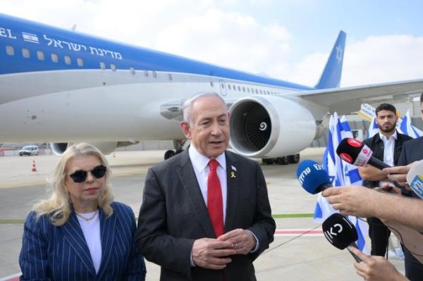 The Israeli prime minister set off for the US on Monday.