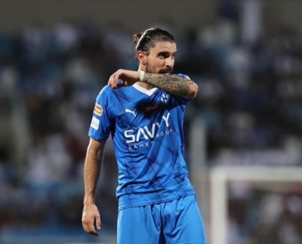 Al-Hilal midfielder Ruben Neves wanted by Newcastle