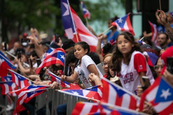 Organizers said the parade was the “largest demo<em></em>nstration of cultural pride” in the United States.</p>

<p>　　