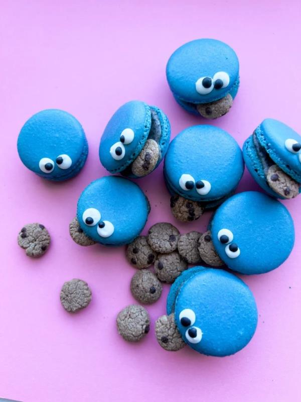 coo<em></em>kie mo<em></em>nster macarons