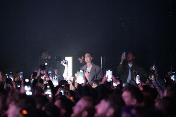 dua lipa secret lo<em></em>ndon fan event