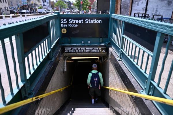 The entrance to the 25th Street station, wher<em></em>e the sickening Oct. 6 crime occurred.