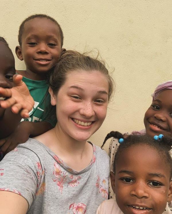 Natalie and Davy docu<em></em>mented their work in the country on their joint Instagram and on Natalie’s perso<em></em>nal page.</p>

<p>　　
