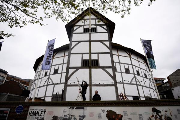 The Globe theatre