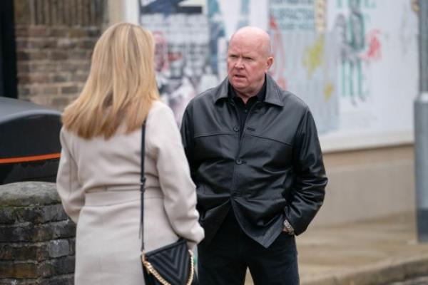 Phil and Sam argue in EastEnders