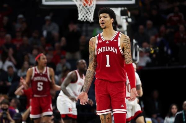 Hoosiers center Kel'el Ware (1) reacts during the first half against the Nebraska Cornhuskers