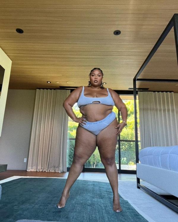 Lizzo winning Grammy