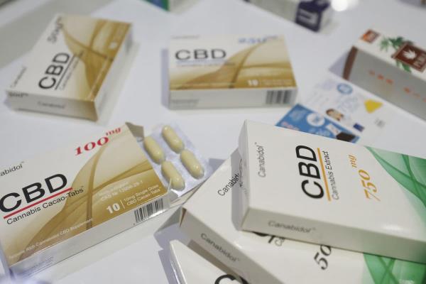 食品监督机构削减了大麻二酚的每日最大摄入量