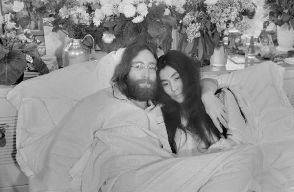 John Lennon, Yoko Ono in Mo<em></em>ntreal in 1969
