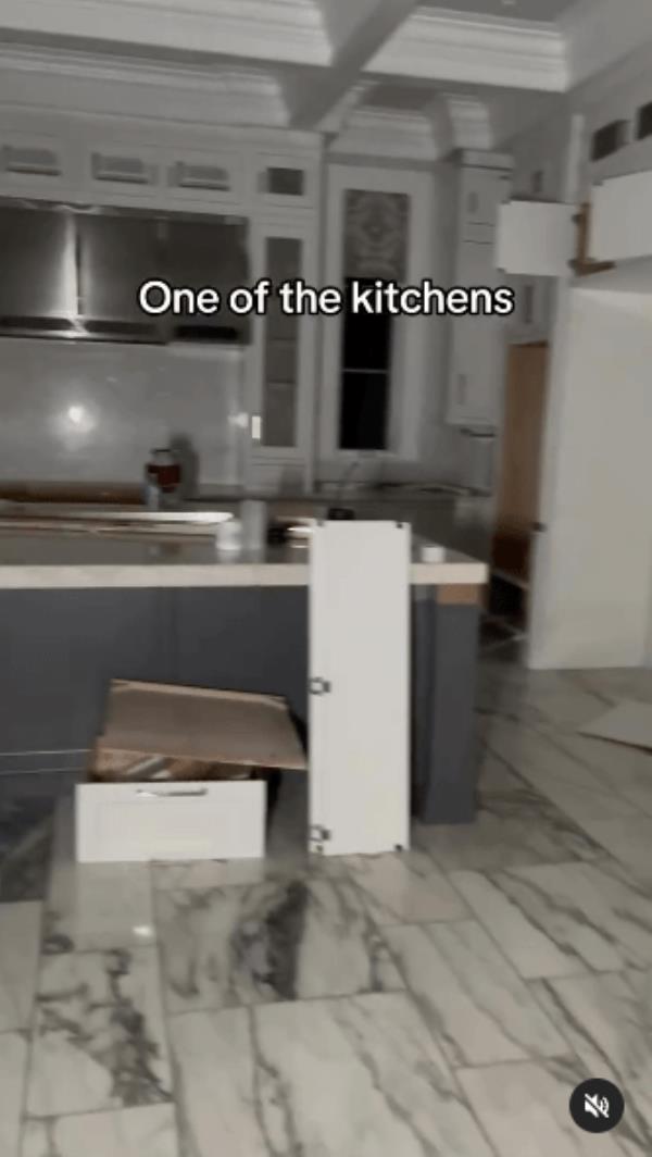 A video allegedly showing Michael Jordan's vacant Chicago mansion shows a kitchen in a state if disrepair.