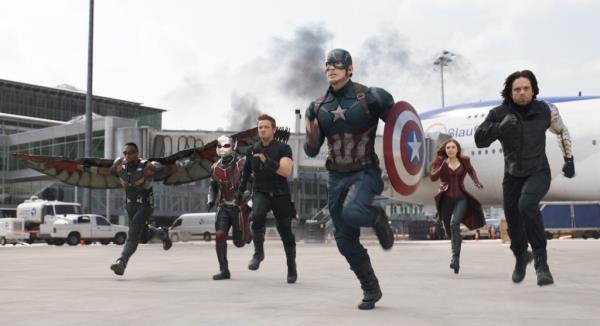 Anthon Mackie, Paul Rudd, Jeremy Renner, Chris Evans, Elizabeth Olsen and Sebastian Stan in
