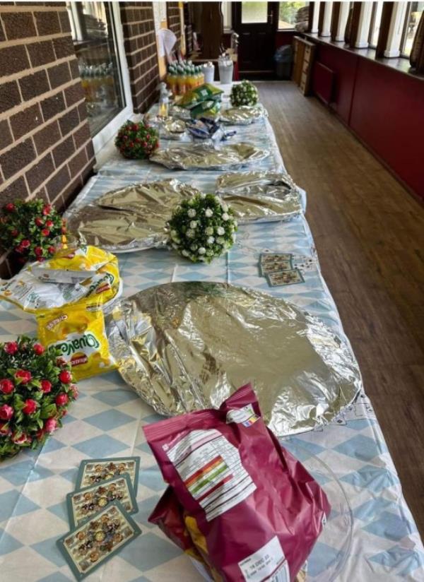 The food at the wedding 
