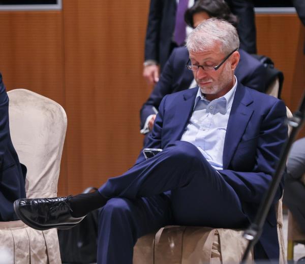 According to Variety, Zucker also approached Russian oligarch Roman Abramovich. Zucker's reps have denied the claim.