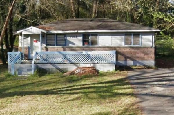 This is a photo of what Eric Arnold’s home looked like before it was torn down.