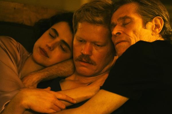 Margaret Qualley, Jesse Plemons and Willem Dafoe entwined