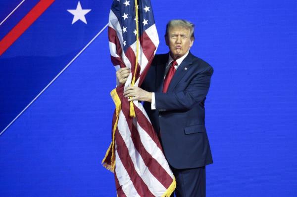 Do<em></em>nald Trump