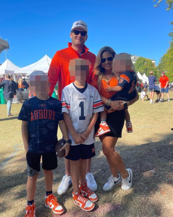 Lindsay and Robert Shiver and their children