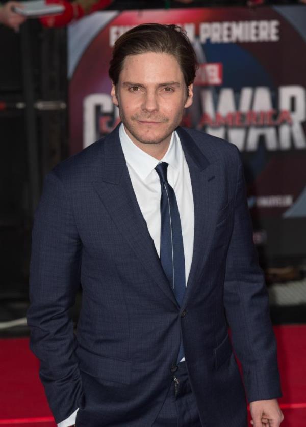 Daniel Bruhl. 