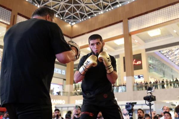 UFC 294：马赫切夫为阿布扎比与沃尔坎诺夫斯基的复赛尽了全力