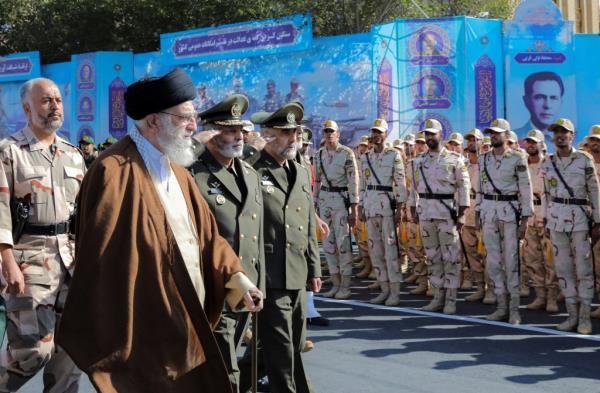 Iran's Supreme Leader Ayatollah Ali Khamenei reviews armed forces during a graduation ceremony for armed forces officers at the Imam Ali academy in Tehran, Iran October 10, 2023.
