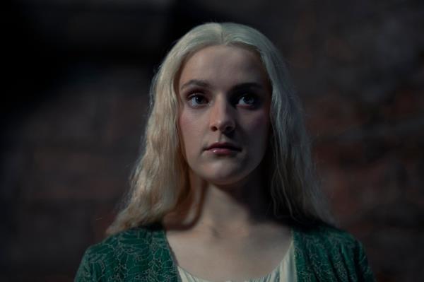 Phia Saban as Helaena Targaryen in 
