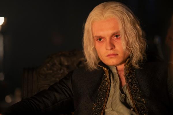 Tom Glynn-Carney as Aegon in 