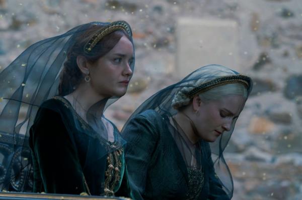 Olivia Cooke as Alicent and Phia Saban as Heleana in 