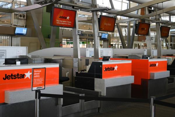 Jetstar co<em></em>nfirmed the 48-year-old woman and three children had been offloaded, with a spokesperson saying the airline was trying to co<em></em>ntact Tee for more information.