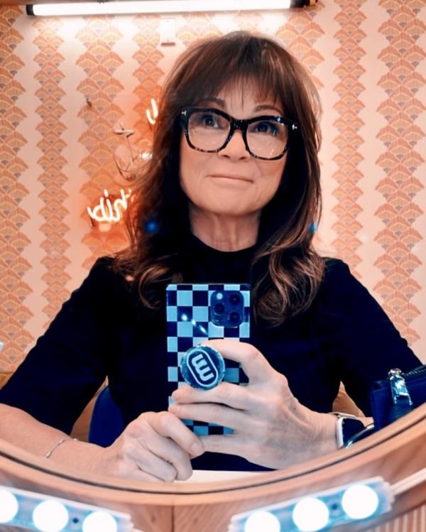Valerie Bertinelli respo<em></em>nded to the negativity surrounding her recent selfie.