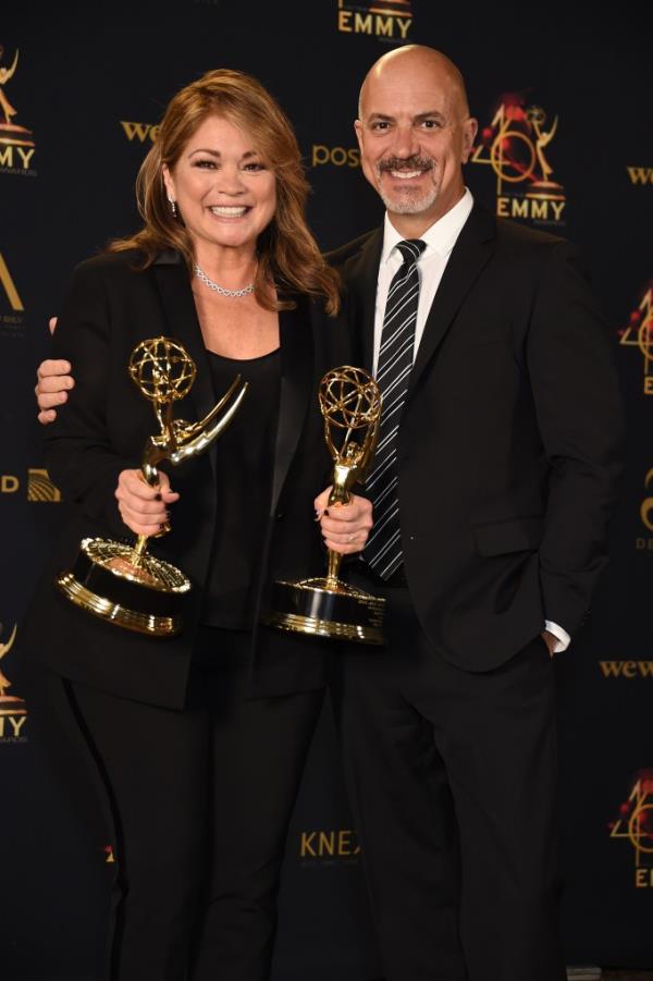 Valerie Bertinelli posing with her Daytime Emmy in 2019.