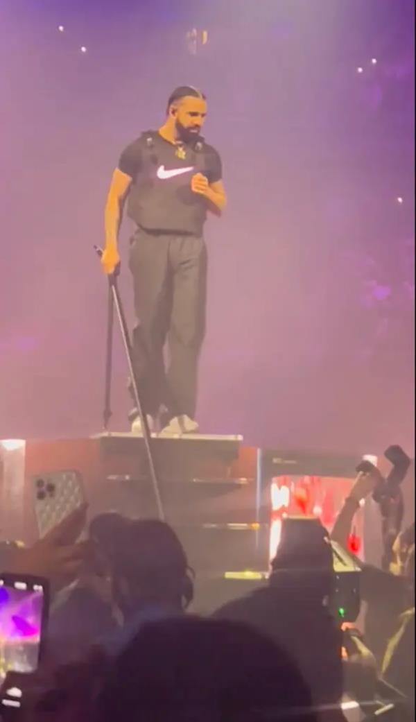 Drake was seen sniffing the garment after it landed on stage partway through his performance, before he asked the audience to track down the owner of the item.