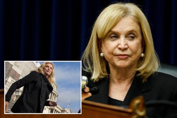 Ex-Rep在重新划分选区的传奇中，卡罗琳·马洛尼(Carolyn Maloney)打算复出
